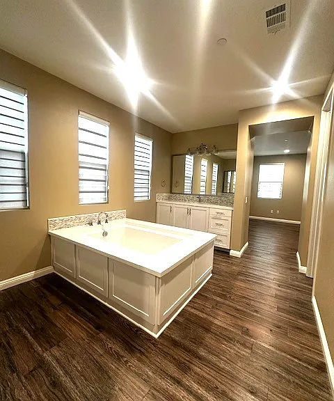 10041 Elizabeth Ln — Photo 16