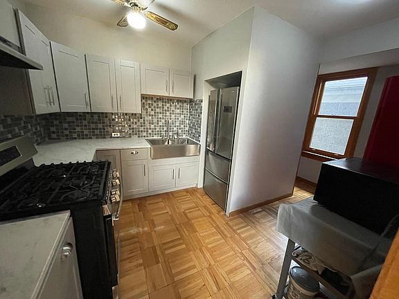 3rd image of 1418 N North Park Ave #2