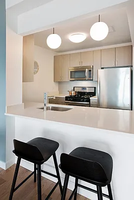 Rented by The Marketing Directors (Arias) | media 6