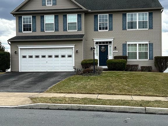 3rd image of 322 Woodbridge Dr