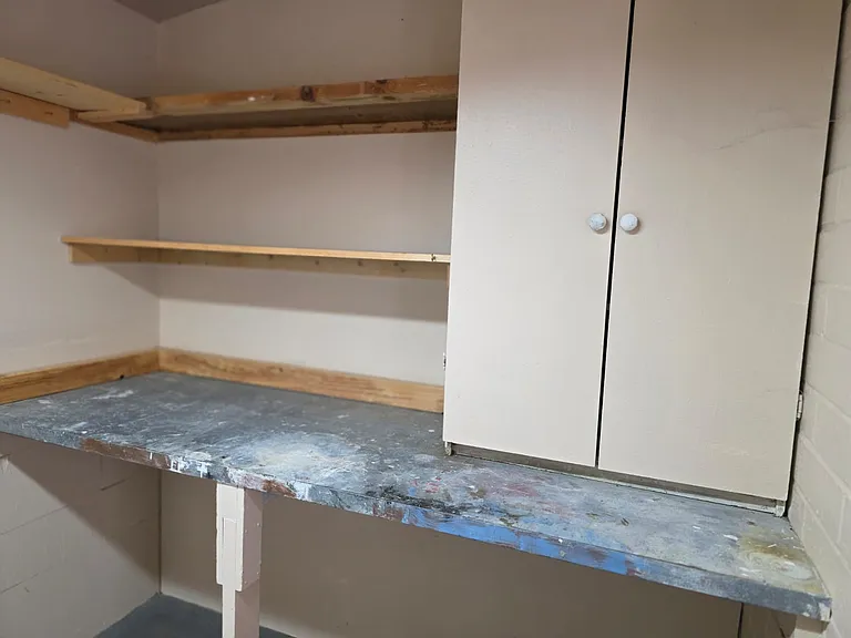 240 E La Huerta — Photo 31