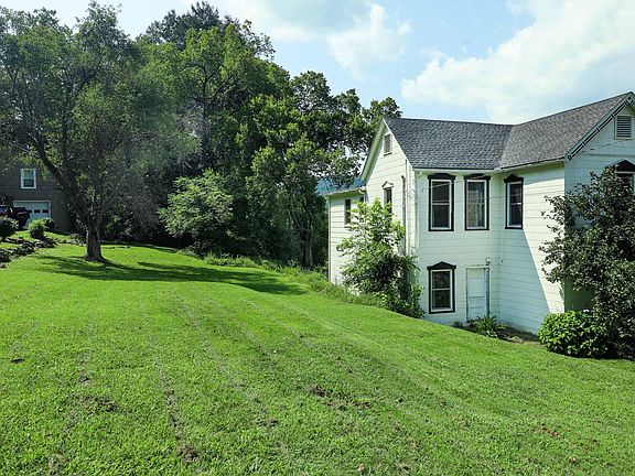 4th image of 307 Catalpa St