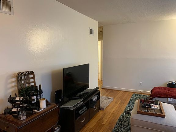 5th image of 1606 Concord Pl