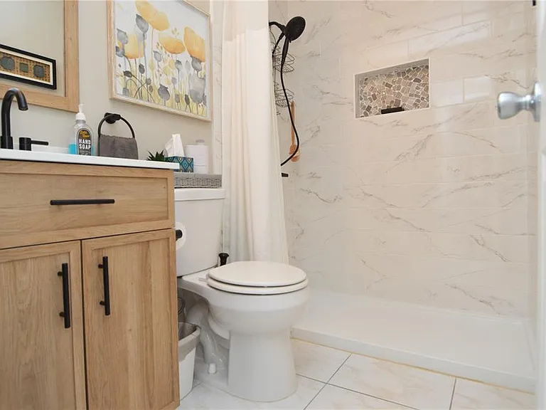 8752 Mallard Reserve Dr #203 — Photo 30