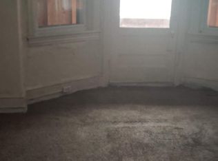 755 S 52nd St, Philadelphia, PA 19143