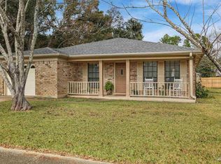 7977 Coronet Pl, Pensacola, FL 32514