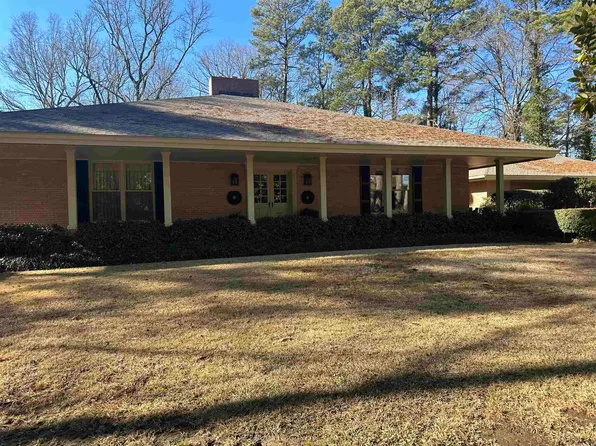 13 Longmeadow, Pine Bluff, AR 71603