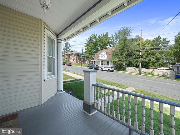 5th image of 407 Reynolds Ave