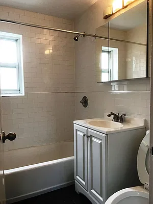 Rented by Prime Realty | media 14