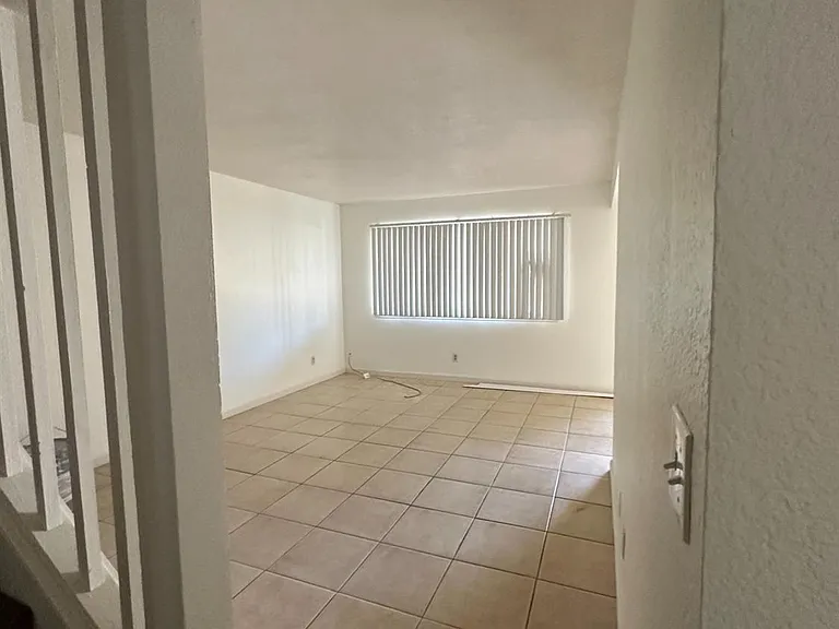 4767 N Cedar Ave #103 — Photo 10