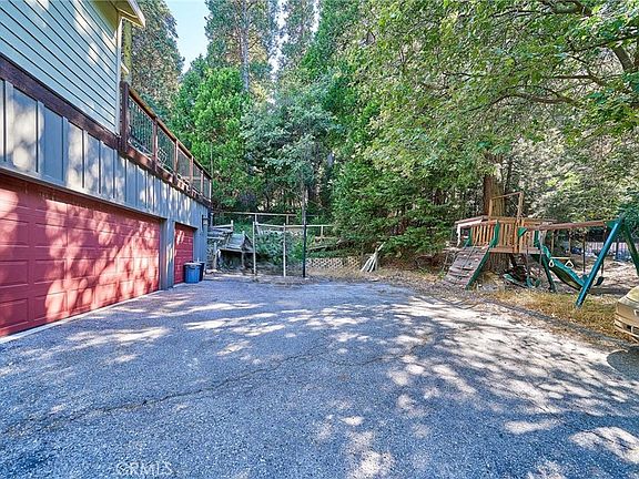 4th image of 23891 Lakeview Dr