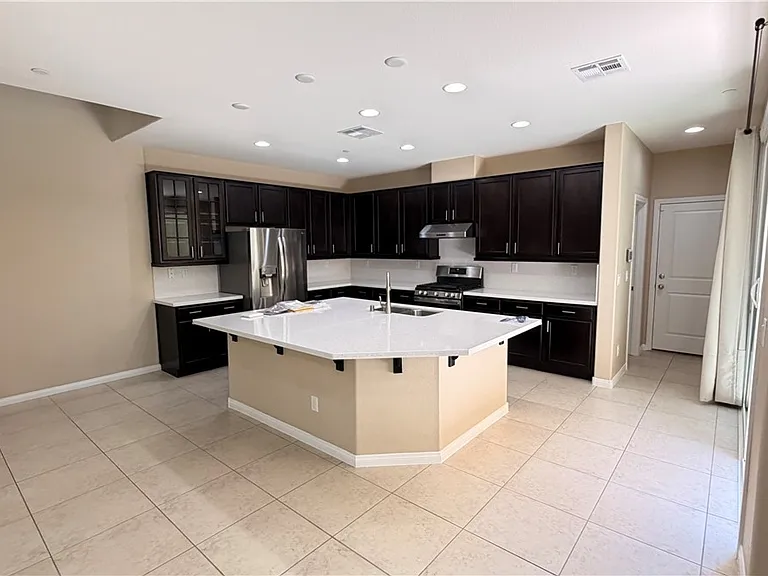 3024 Paladi Ave — Photo 9