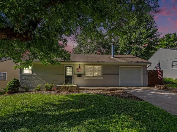 6401 W 82nd Ter, Overland Park, KS 66204