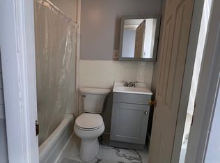 298 Middleboro Ave #1, East Taunton, MA 02718