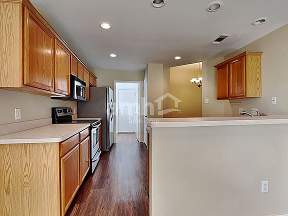 3rd image of 429 Asbury Dr