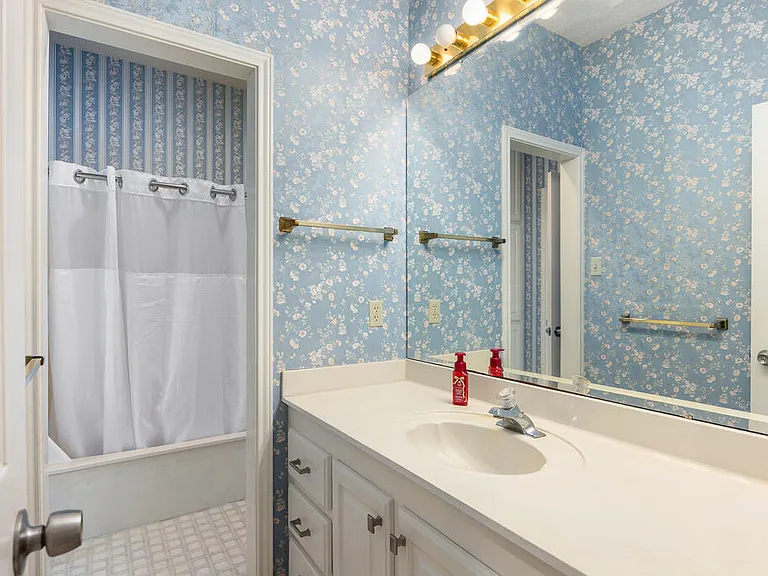 103 Crockett Dr — Photo 26