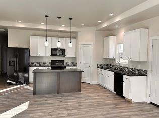 1015 Cheney Dr W, Twin Falls, ID 83301