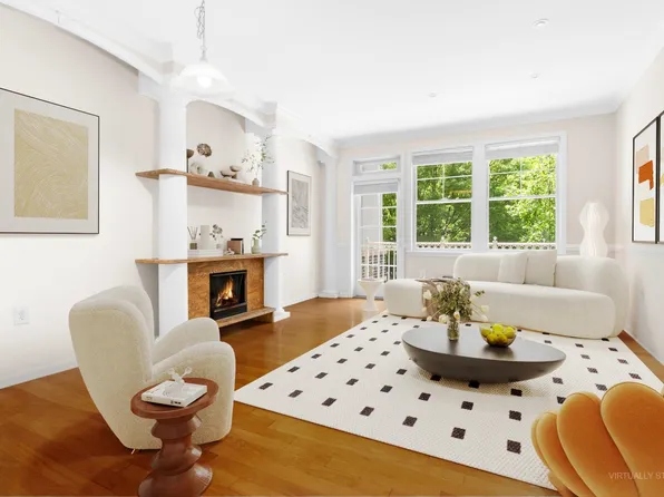 15 Freedom Way image 1 of 14