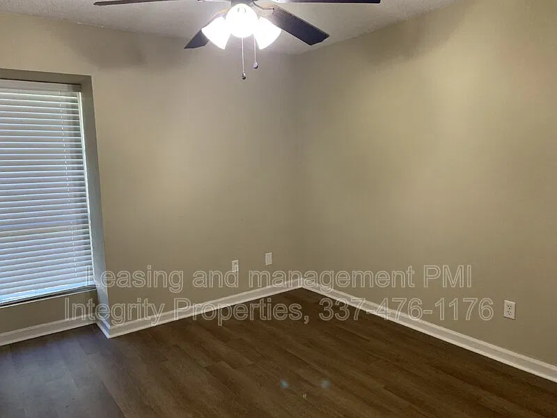 3 bed, 1.5 bath, 1100 sqft, $1,495 — Photo 4