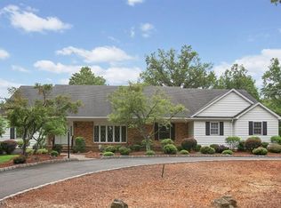 456 Van Holten Rd, Bridgewater, NJ 08807