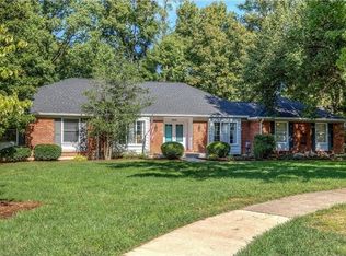 859 Briarfarm Ln, Saint Louis, MO 63122