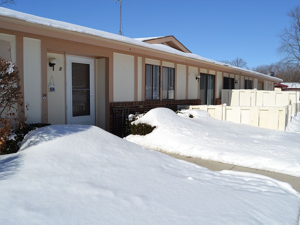 1st image of 818 Wiltshire Dr APT 2
