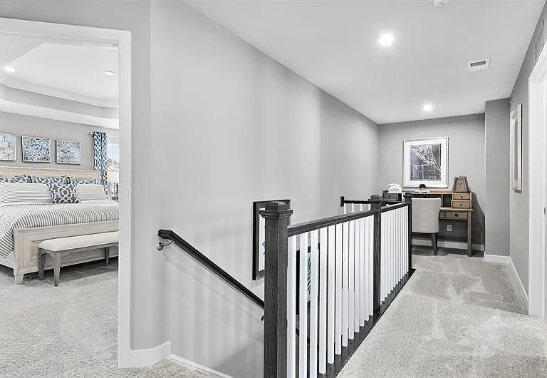 204 Dana Dr — Photo 32