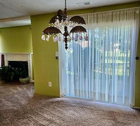 5th image of 3604 Candlewyck Club Dr APT E