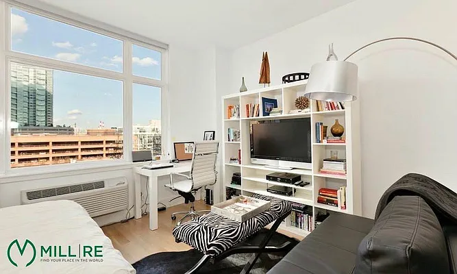 Rented by MiLL RE | media 1