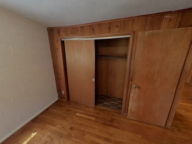 1208 N Dunn St #2 — Photo 9