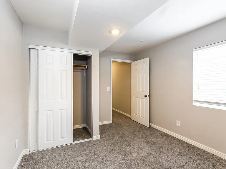 1913 N 170 W — Photo 13