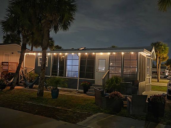 3rd image of 19333 Summerlin Rd #266