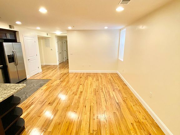 2nd image of 93 N Walnut St #102