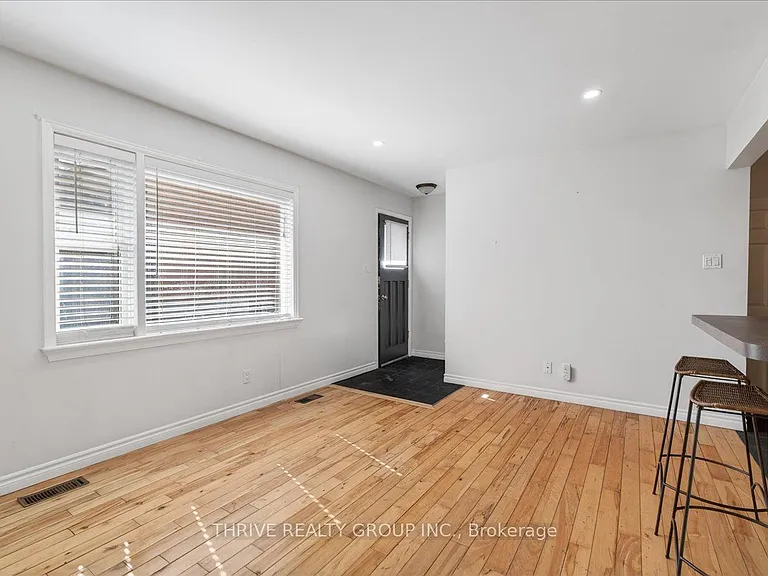 250 Greenwood Ave — Photo 13