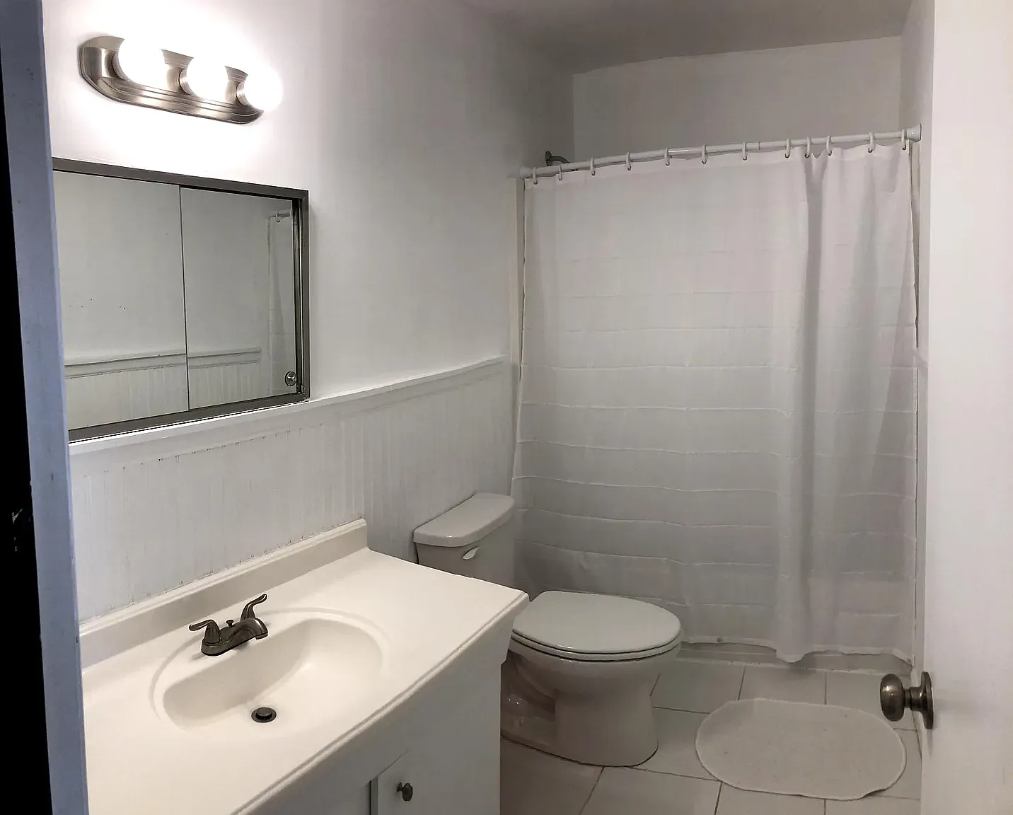 1 bed, 140 sqft, $1,100 — Photo 3