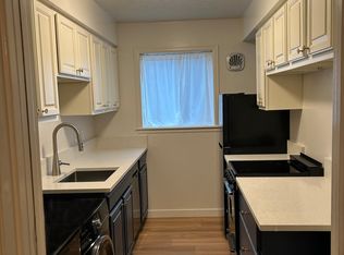 405 S Coeur Dalene St APT 3, Spokane, WA 99201