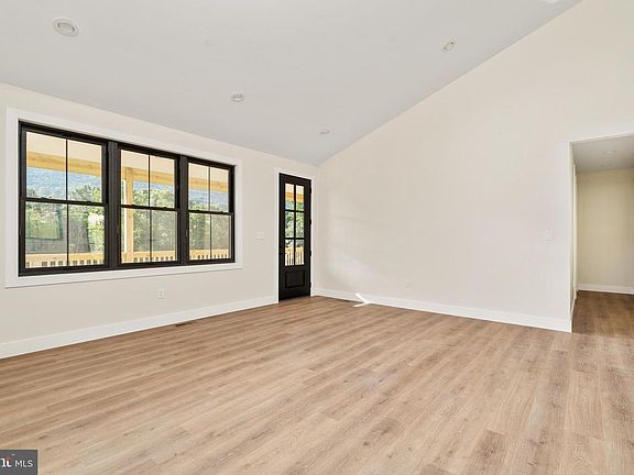 5th image of 1854 Middle Cove Rd