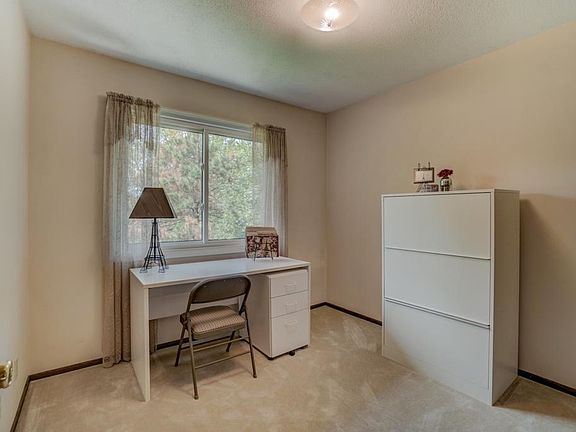 5th image of 8843 Ironwood Ave S