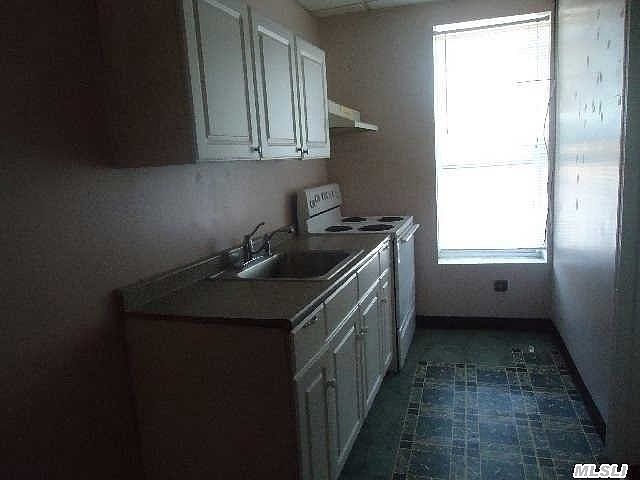 2nd image of 23735 Jamaica Ave #2F