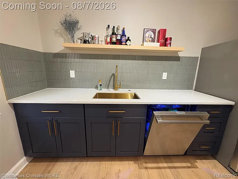 4468 Grayton St — Photo 11