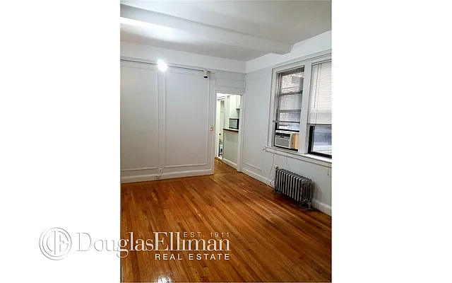 Rented by Douglas Elliman | media 15