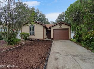 257 Aquarius Cir N, Jacksonville, FL 32216