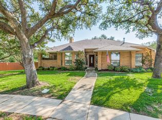 2110 Monterrey Pl, Carrollton, TX 75006