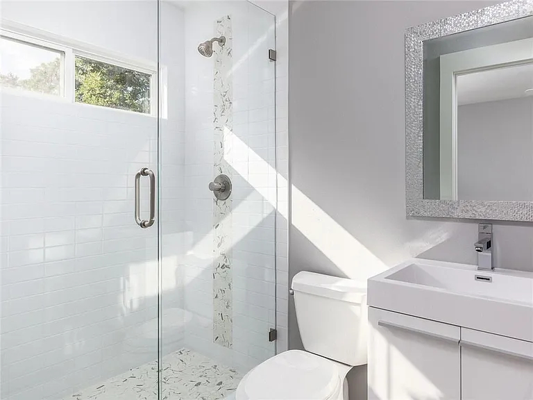 4612 Caswell Ave #B — Photo 19