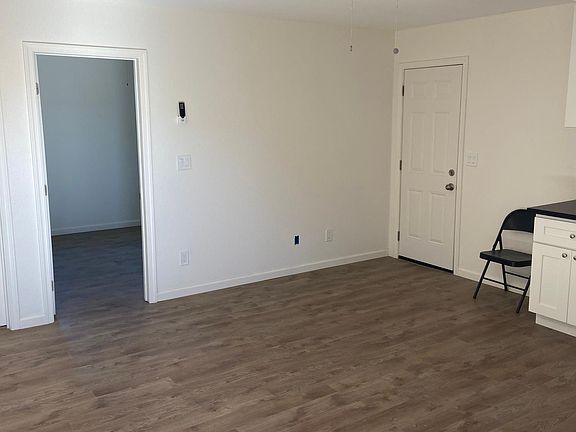 5th image of 10941 Westmore Ct #1