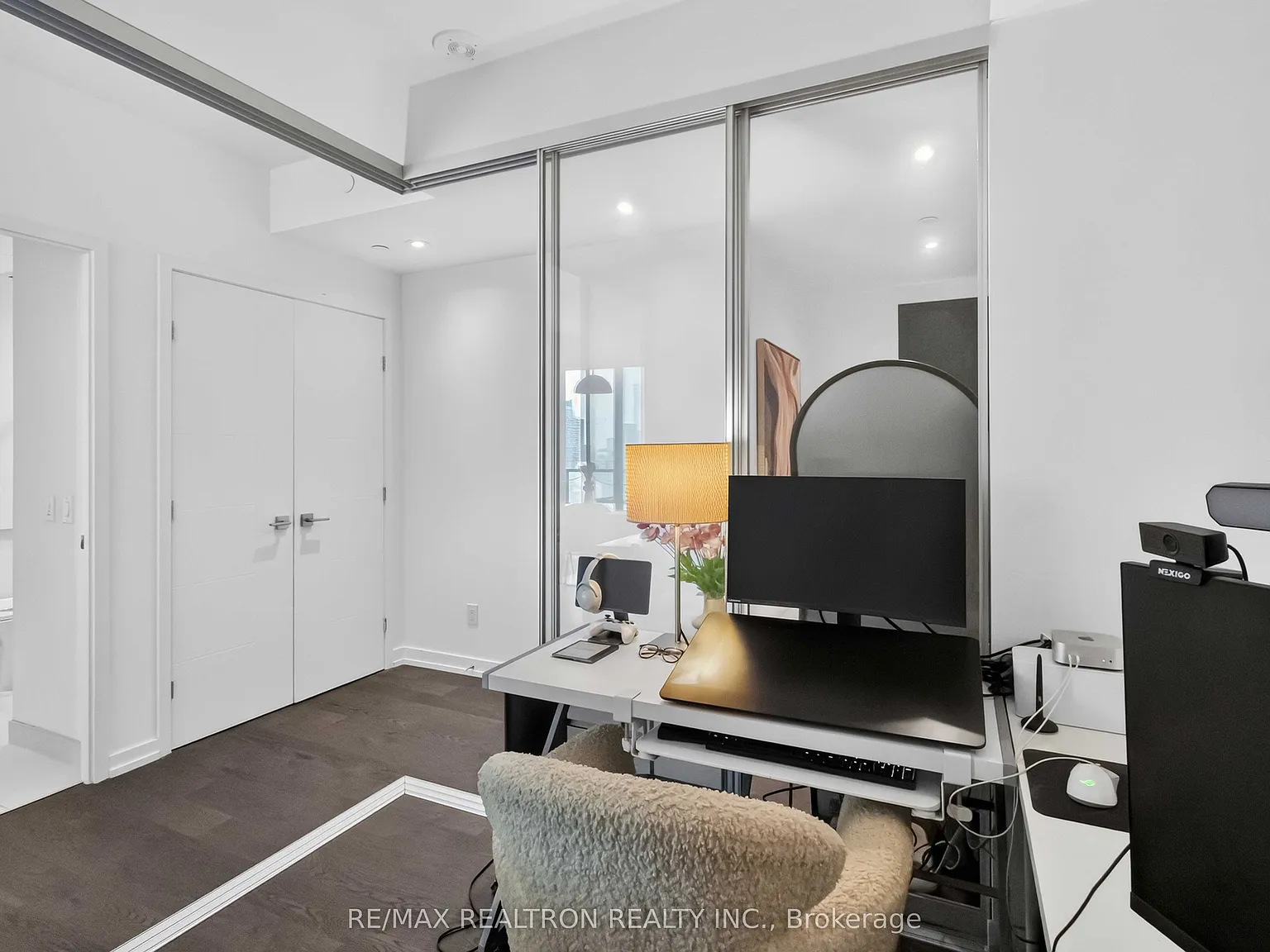 3 bed, $4,850 — Photo 3