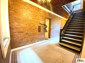 Rented by PadRabbit LLC