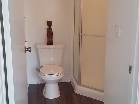 2nd image of 7251 Milwood Ave APT 215