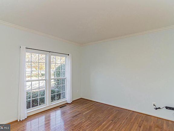 3rd image of 9763 Plaskett Forest Ln