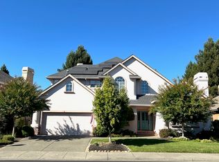 1039 Elsbree Ln, Windsor, CA 95492